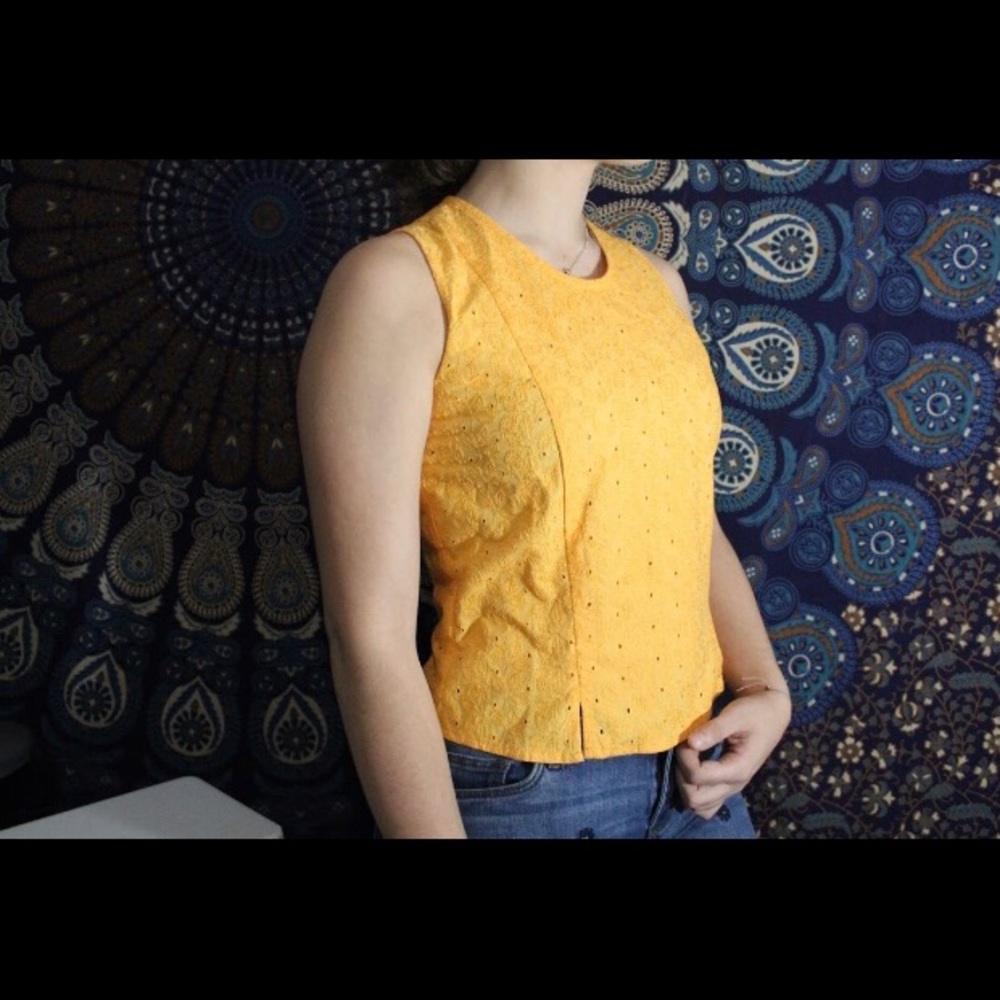 Orange top
